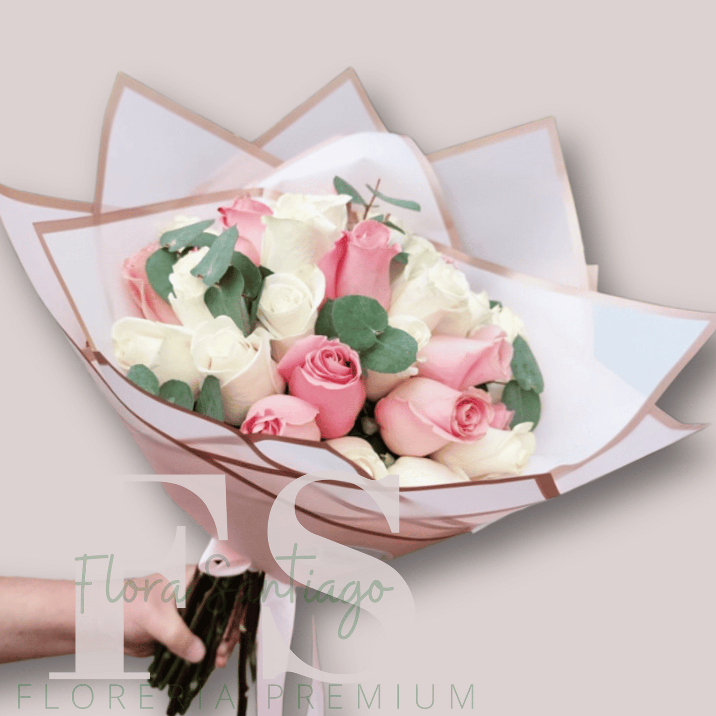 Ramos de rosas rosadas 10  y  10 blancas