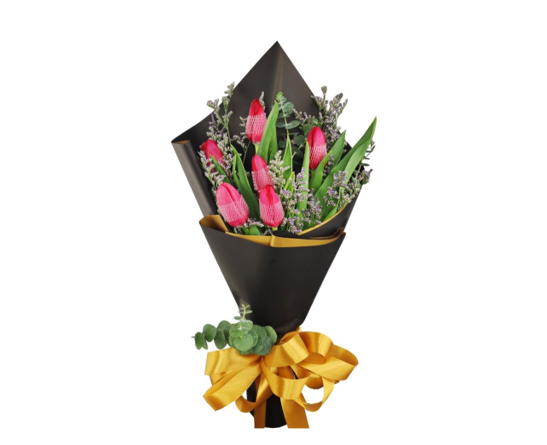 RAMO DE 6 TULIPANES FUCSIA EN PAPEL NEGRO