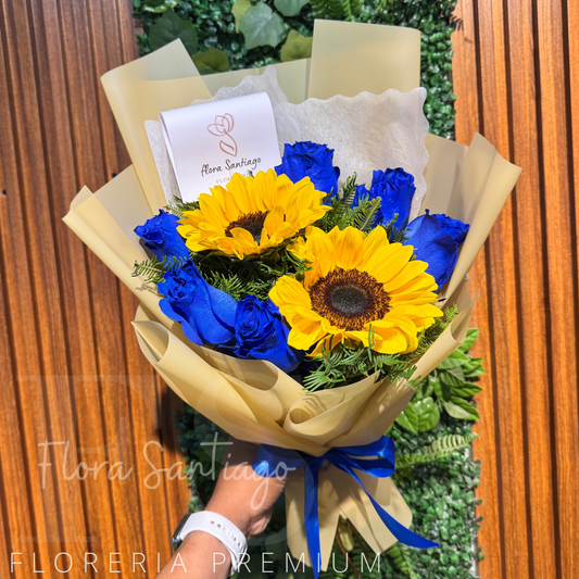 Ramo de 6 rosas azules y 2 girasoles