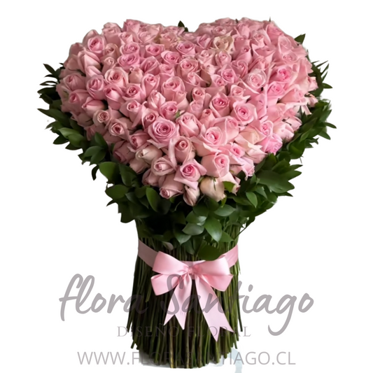 Arreglo corazón con 100 Rosas rosadas