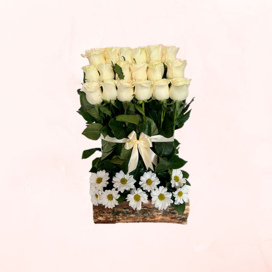 Arrimo de 18 Rosas Blancas