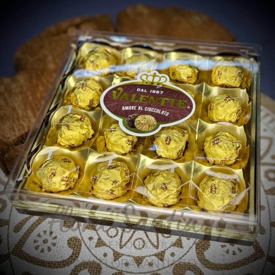 Caja grande de Bombones Valentte 16 uds