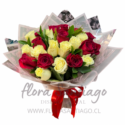 Ramo de 12 rosas rojas y 12 rosas blancas