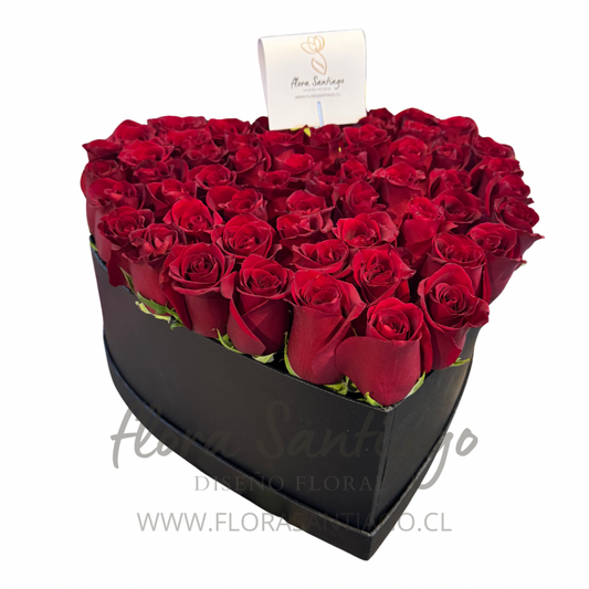 Box Corazón con 25 rosas rojas.