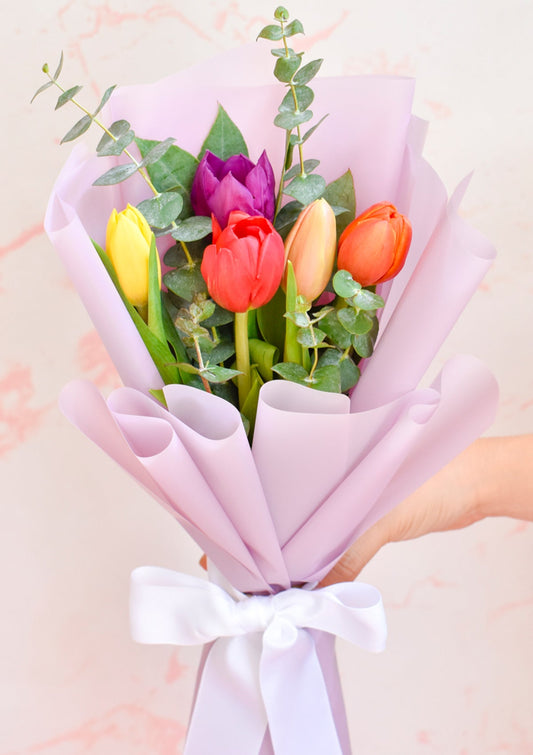 Ramo de 5 Tulipanes surtido colores