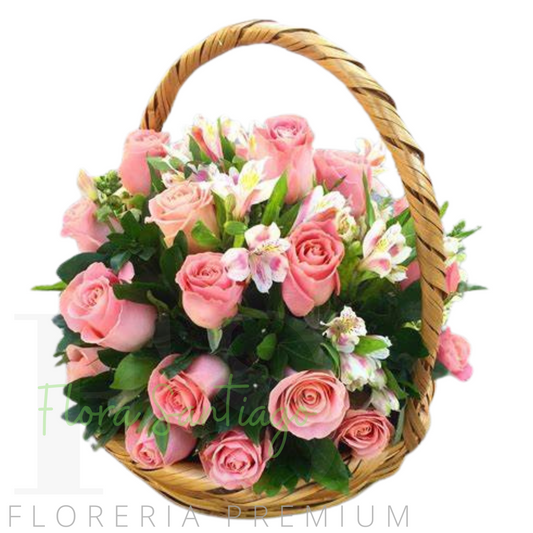 CANASTO  CON 12 ROSAS ROSADAS Y ALSTROMERIA