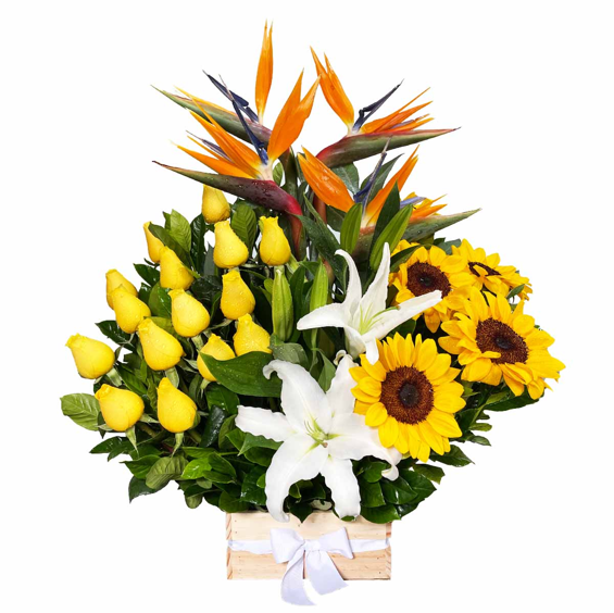 ARRIMO DE ROSAS Y FLORES EXOTICAS