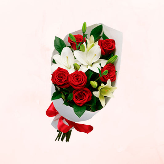 Ramo de Rosas Rojas y Lilium